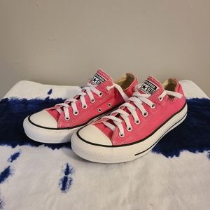 Converse Pink Chuck Taylor's
